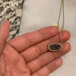 Kendra Scott Jewelry - Kendra Scott Elisa Pendant Necklace Kendra Scott Jewelry - Kendra Scott Elisa Pendant Necklace